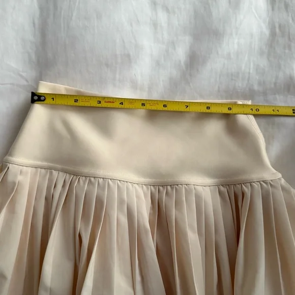 ALO Grand Slam Pleated Tennis Skirt Yoga in butter yellow xxs - Picture 6 of 12